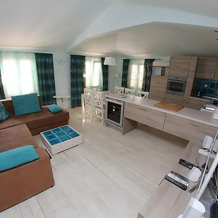 Aparthotel Integrated 4*