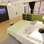 Integrated 4*