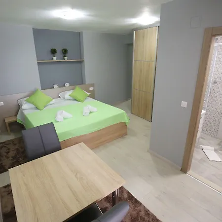 Integrated 4* זאדאר