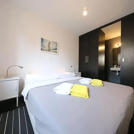 Integrated מלון דירות 4*