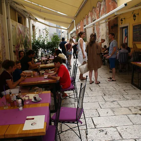 Integrated מלון דירות